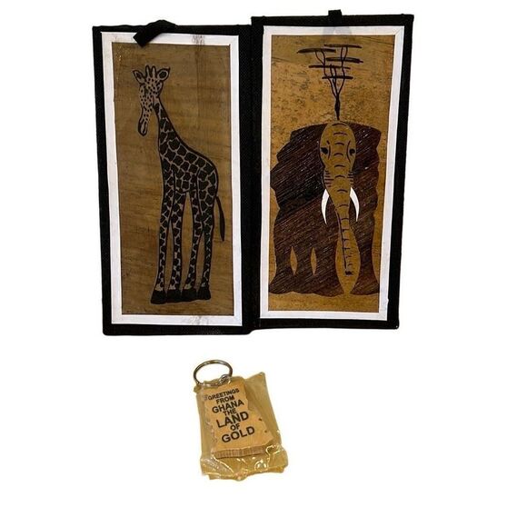 Small pictures with keychain from Ghana - Picture 1 of 3